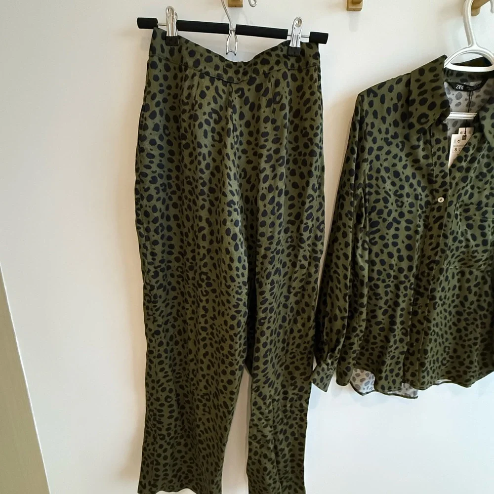 Zara Set - Picture 10 of 10